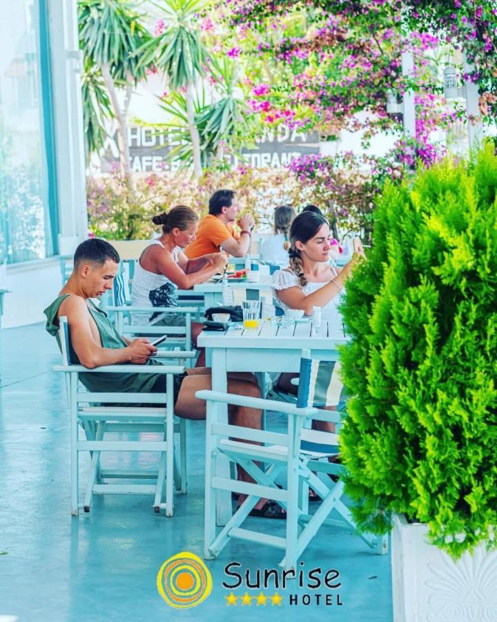 Sunrise Hotel 4*