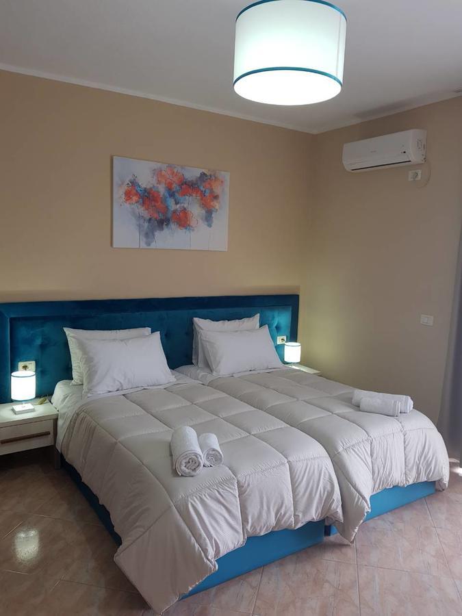 Sunrise 4* Sarandë