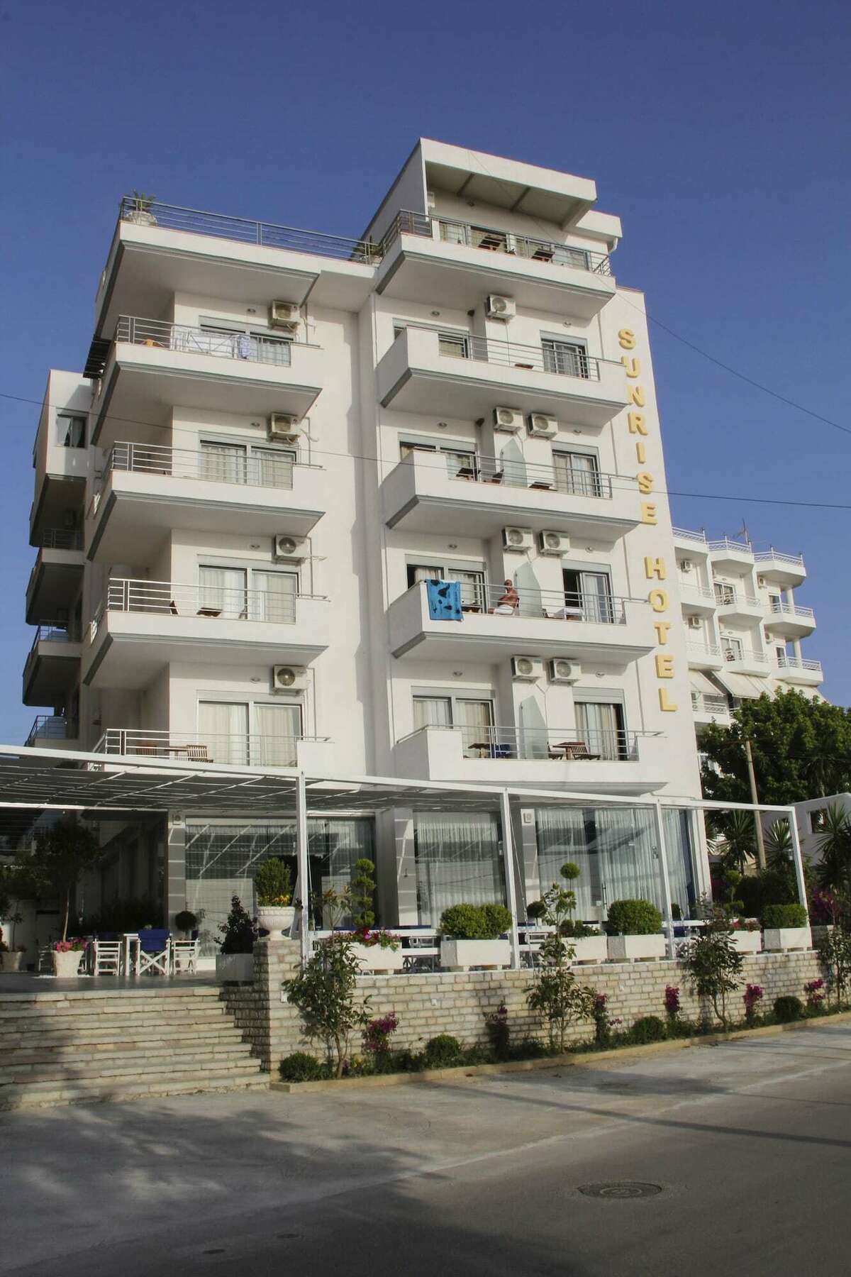 Sunrise Hotel